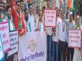 पेट्रोल-डिझेल दरवाढीविरोधात काँग्रेसचा भाजप सरकारवर हल्लाबोल, सांगलीत जोरदार निदर्शने  - Marathi News | Congress attacks BJP government against petrol diesel price hike, strong protests in Sangli | Latest sangli News at Lokmat.com