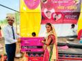 लग्नात सॅनिटरी नॅपकिनची भेट; काळेवाडीत अनोखा विवाह सोहळा - Marathi News | Gift of sanitary napkins at wedding; Unique wedding ceremony in Kalewadi | Latest ahilyanagar News at Lokmat.com
