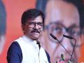 Sanjay Raut : 'पक्षातून भले भले पळून गेले तरी पक्ष टिकवण्याचं काम आम्ही केलं' राऊतांचा शिंदेंवर निशाणा - Marathi News | 'Even if we ran away from the party, we did the work to save the party' Sanjay Raut targets Eknath Shinde | Latest pune News at Lokmat.com