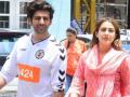 कार्तिक आर्यन व सारा अली खान दिसले हॉस्पिटलबाहेर; हे आहे कारण - Marathi News | sara ali khan spotted outside a hospital in mumbai along with kartik aaryan | Latest filmy News at Lokmat.com