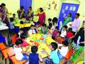 सातारा पोलिसांची ७२ मुलं रमली हक्काच्या पब्लिक स्कूल शाळेत... - Marathi News | 72 children of policemen in school at Ramli Hakka ... started in front of headquarter of Satara Police Public School; | Latest satara News at Lokmat.com