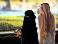 चालताना आपल्या पुढे निघून गेल्याने पत्नीला दिला घटस्फोट - Marathi News | Saudi man divorces wife for walking ahead' | Latest international News at Lokmat.com