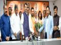 सावंतवाडी संस्थानचे युवराज लखम-सावंत यांची राजकारणात एन्ट्री, भाजपात केला प्रवेश - Marathi News | Sawantwadi Sansthan Yuvraj Lakham Sawant joins BJP | Latest sindhudurga News at Lokmat.com