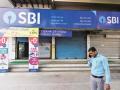 सरकारी नोकरीची सुवर्णसंधी! SBI मध्ये 'या' पदांसाठी बंपर भरती - Marathi News | sbi recruitment 2022 apply online at sbi co in check details | Latest career News at Lokmat.com
