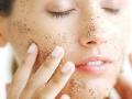 चेहऱ्याला स्क्रब करण्याची सवय आहे, मग हे नक्की वाचा - Marathi News | lifestyle tips to get better result by scrubbing your skin | Latest beauty Photos at Lokmat.com