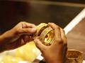 सोने झाले ४0 हजारी, आणखी घेणार भरारी! - Marathi News | Gold becomes 40 thousand rs, will increase price | Latest business News at Lokmat.com