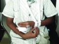 शाळेतील अपघातात विद्यार्थ्याचे बोट तुटले - Marathi News | Student's finger broken in school accident | Latest raigad News at Lokmat.com