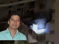 Video: प्रसिद्ध गायक शानच्या मुंबईतील इमारतीला आग, अग्निशमन दलाने मिळवलं नियंत्रण - Marathi News | Fire breaks out at famous singer Shaan s building this morning in bandra Mumbai | Latest filmy News at Lokmat.com