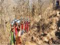 "भोंगे, हनुमान चालीसा नको, आम्हाला पाणी द्या," शहापूर तालुक्यातील आदिवासी महिलांची साद - Marathi News | shahapur people want water said dont do politics on loudspeakers hanuman chalisa ed give us water | Latest thane News at Lokmat.com