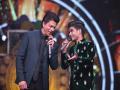 किंग खान शाहरुख खानने सलमान अलीला केली गाणं म्हणण्याची विनंती! - Marathi News | King Khan Shahrukh Khan has requested Salman Ali to sing! | Latest filmy News at Lokmat.com