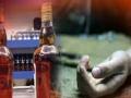 जप्त दारू तपासणीपूर्वीच केली फस्त, कुंपणानेच खाल्ले शेत - Marathi News | The confiscated liquor was seized before the inspection, the farm was eaten by the fence | Latest kolhapur News at Lokmat.com