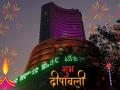 मुहूर्त सत्रात शेअर बाजारात सौम्य तेजी - Marathi News | stock market sees mild rise in muhurat session 2025 | Latest business News at Lokmat.com