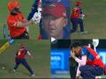 SRH vs PBKS : झेल सोडण्याचा कहर! शशांक सिंगची पुन्हा मोठी चूक; चहलसह पॉटिंगही शॉक (VIDEO) - Marathi News | IPL 2026 SRH vs PBKS Shashank Singh Puts Down Another Catch As Dropped Heinrich Klaasen Yuzvendra Chahal Reaction Goes Viral | Latest cricket News at Lokmat.com