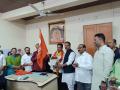 दापोलीत शिवसेनेला जोरदार धक्का, आ. योगेश कदमांचे कट्टर समर्थक ठाकरे गटात - Marathi News | Shiv Sena s Shinde group gets a big blow in Dapoli A staunch supporter of mla Yogesh Kadam joins | Latest ratnagiri News at Lokmat.com