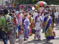 CoronaVirus News: मुंबईकरांनो दिवाळीत सांभाळून राहा; कोरोना दिवाळे काढेल - Marathi News | CoronaVirus News: Mumbaikars, be careful on Diwali, Corona will go bankrupt | Latest mumbai News at Lokmat.com