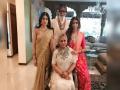 Shweta bachchan-nanda: 'या' कारणामुळे नवऱ्याचं घर सोडून बिग बींची लेक राहते माहेरी - Marathi News | why shweta bachchan nanda lives with her parents and not with her husband here is what we know so far | Latest filmy News at Lokmat.com