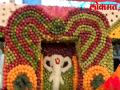 सिद्धिविनायक मंदिरात फळांची आरास... - Marathi News | Siddhivinayak temple decorated by Fruits | Latest mumbai Videos at Lokmat.com