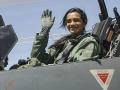 तेजस हे लढाऊ विमान उडवणारी सिंधू ठरली पहिली महिला - Marathi News | pv sindhu takes to the skies becomes first woman to fly hals tejas fighter plane | Latest other-sports Photos at Lokmat.com