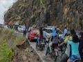 विकेंडला सिंहगडावर जाण्यासाठी दुपारी 2ची डेडलाईन - Marathi News | 2 pm is the new deadline to go sinhagad on weekend | Latest pune News at Lokmat.com