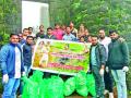 सिंहगड किल्ल्यावर स्वच्छता अभियान - Marathi News | Sanitation campaign on Sinhagarh fort | Latest pimpri-chinchwad News at Lokmat.com