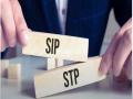 SIP vs STP: म्युच्युअल फंडात गुंतवणूक करता? जाणून घ्या दोघांत कोणता आहे बेस्ट ऑप्शन - Marathi News | SIP vs STP Investing in Mutual Funds Find out which is the best option between the two | Latest business News at Lokmat.com