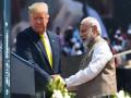 Coronavirus: अखेर अमेरिकेने वापरला मोदींचा पॅटर्न, कोरोनाला रोखण्यासाठी ट्रम्प यांचा जबरदस्त प्लॅन - Marathi News | Coronavirus: US President Donald Trump unveils three-phase plan to reopen United States mac | Latest international News at Lokmat.com