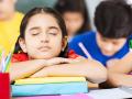 मुलांची झोप आणि सकाळची शाळा - नेमकी गडबड कुठे होतेय? - Marathi News | Children's sleep and morning school - where exactly is the mess? | Latest editorial News at Lokmat.com