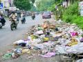 स्मार्ट सिटीत जागोजागी कचरा : मनपा प्रशासन सुस्त - Marathi News | Every where garbage in smart city: Municipal administration sluggish | Latest nagpur News at Lokmat.com