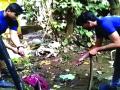 महाडमधील सर्पमित्रांचे स्नेक रेस्क्यू आॅपरेशन - Marathi News | Snake rescue operation in serials of Mahad | Latest pune News at Lokmat.com