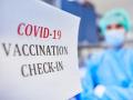 Corona Vaccination: भन्नाट ऑफर! कोरोना लसीचा १ डोस घ्या अन् मिळवा मोफत बिअर, ७ हजार रुपये अन्... - Marathi News | Corona Vaccination: Offer! Take 1 dose of Corona vaccine and get free beer, Rs. 7,000 In US | Latest jarahatke Photos at Lokmat.com