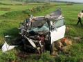 सोलापूरजवळ कार-ट्रकची समोरासमोर धडक, दोघे जागीच ठार  - Marathi News | Near Solapur, a truck near the truck hit the face and both killed on the spot | Latest maharashtra News at Lokmat.com