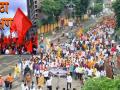सोलापुरात पुन्हा एकदा घुमला ‘एक मराठा...लाख मराठा’चा आवाज - Marathi News | The sound of 'Ek Maratha ... Lakh Maratha' reverberated in Solapur | Latest solapur News at Lokmat.com
