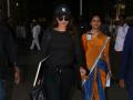 सोनाक्षी, करण, शाहिद कपूरची एअरपोर्टवरील झलक - Marathi News | sonakshi sinha shahid kapoor karan johar spotted at airport | Latest filmy Photos at Lokmat.com
