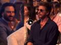 मुलांच्या गॅदरिंगमध्ये शाहरुख-सैफने वेधलं लक्ष, चाहत्यांना आली 'कल हो ना हो' ची आठवण - Marathi News | shahrukh khan and saif ali khan chit chat at children s school gathering fans recalled kal ho na ho | Latest filmy News at Lokmat.com