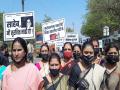 अल्पवयीन चिमुरडीवर अत्याचार प्रकरणी जळगावात निघाला मूक मोर्चा - Marathi News | Silent Morcha in Jalgaon in case of atrocities on minor girl | Latest jalgaon News at Lokmat.com