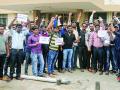 वसतिगृहाच्या मागणीसाठी ‘कॅम्पस’ला ठोकले टाळे - Marathi News | For the demand of the hostel, lock the campus | Latest nagpur News at Lokmat.com