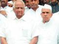 शरद पवारांना कोण बोलणार ? मग नेते शोधायचे सुधाकरपंतांना... - Marathi News | Tribute; Who will speak to Sharad Pawar? Then Sudhakar Pant wanted to find a leader ... | Latest solapur News at Lokmat.com