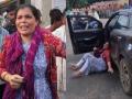"मला माझ्या नवऱ्यापासून वाचवा..."; महिलेने कारमधून मारली उडी, रस्त्यावरच घातला गोंधळ - Marathi News | mp woman created ruckus on road accusing husband in Tikamgarh | Latest national News at Lokmat.com
