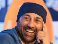 मैंने उसे देखा और...! सनी देओलने सांगितला पहिल्या ‘डेट’चा किस्सा!! - Marathi News | what did sunny deol do on his first date actor reveal | Latest filmy News at Lokmat.com