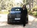 Sushmita Sen Car: सुष्मिता सेननं खरेदी केली १.९२ कोटींची कार, ब्लॅक लक्झरी कारची होतेय चर्चा - Marathi News | Sushmita Sen Car: Sushmita Sen bought a car worth 1.92 crores, black luxury car is being discussed | Latest filmy News at Lokmat.com