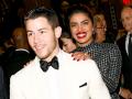 प्रियांका चोप्रा व निक जोनासचे लग्न लांबणीवर!! - Marathi News | priyanka chopra and nick jonas postponed their wedding date | Latest filmy News at Lokmat.com