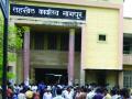 नागपुरातील तहसीलदाराच्या कक्षात शिरस्तेदाराला मारहाण - Marathi News | Manhandling to bench clerk in Tahsildar's cabin in Nagpur | Latest nagpur News at Lokmat.com