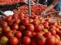 टमाटा ३५ रुपये किलो; वर्षानंतर दरात सुधारणा - Marathi News | Tomatoes Rs 35 per kg; Year after year rate improvement | Latest nashik News at Lokmat.com