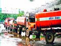 पुणे विभागातील अकरा लाख नागरिकांना टँकरने पाणीपुरवठा - Marathi News | Tanker water supply to eleven lakh citizens of Pune region | Latest maharashtra News at Lokmat.com