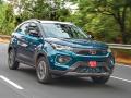 TATA चाच EV क्षेत्रात बोलबाला! Nexon ची विक्रीत रेकॉर्डब्रेक कामगिरी; नंबर १ कायम - Marathi News | tata motors best selling electric car tata nexon ev crosses 13500 units sales in just last two years | Latest auto Photos at Lokmat.com