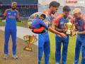 Asia Cup Final : ट्रॉफीसोबत फोटो काढण्याची हौस! पांड्यानं बाकावर बसलेल्यांसोबत लढवली शक्कल - Marathi News | Team India Made A Trophy In Their Hands With The Help Of AI And Refused To Receive From Pakistan Officials Hardik Pandya Share Photo | Latest cricket Photos at Lokmat.com