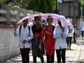 पिंपरी-चिंचवडकर उकाड्याने हैराण; शहरात आठवड्यातील उच्चांकी ४१ अंश तापमानाची नोंद - Marathi News | Pimpri-Chinchwad residents shocked by heatwave; City records highest temperature of the week at 41 degrees | Latest pimpri-chinchwad News at Lokmat.com