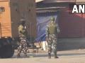 Pampore Encounter Update: पंपोरमध्ये सुरक्षा दलांची मोठी कारवाई; LeT च्या तीन दहशतवाद्यांचा खात्मा - Marathi News | Pampore Encounter Update Big Action Of Security Forces In Pampore Lashkars Most Wanted Terrorist Umar Mustaq Khandey Killed | Latest national News at Lokmat.com