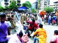 समाजकंटकांच्या चमूने मोर्चाला लावले गालबोट - Marathi News | A group of miscreants set up a campaign | Latest thane News at Lokmat.com