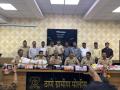 ठाण्यात तीन कोटींचं इफेड्रिन जप्त  - Marathi News | Three crore rupees aphidin seized in Thane | Latest crime News at Lokmat.com